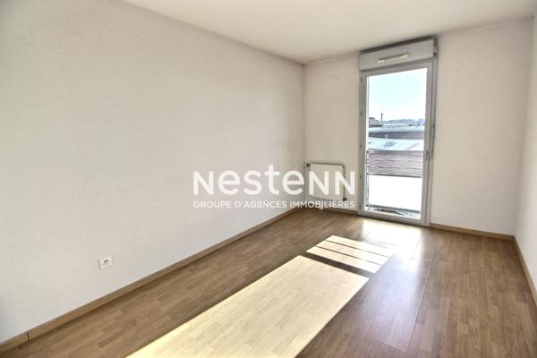 Grand Parilly: Lumineux T3 récent avec Balcon sans vis à vis