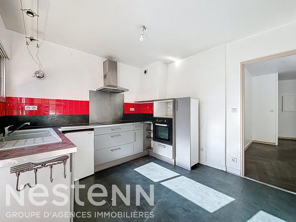À Vendre !! Appartement T3 de 75 m² avec Garage Privatif dans le Centre-Ville de Salon-de-Provence