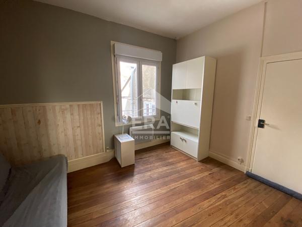 A louer appartement équipé type 1 bis hyper centre-ville Châteauroux