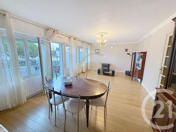 Immeuble à vendre  200 m2 ST NAZAIRE - 44