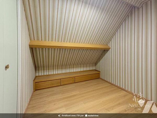 Maison individuelle à Chaumont – 5 chambres, grand sous-sol, hangar