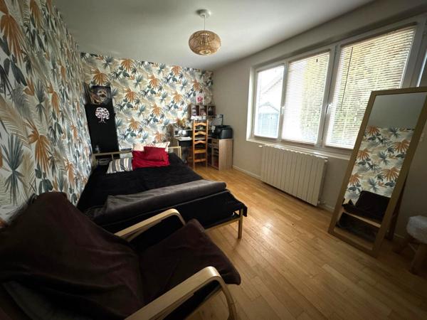 MAISON 4 CHAMBRES DE PLAIN PIED