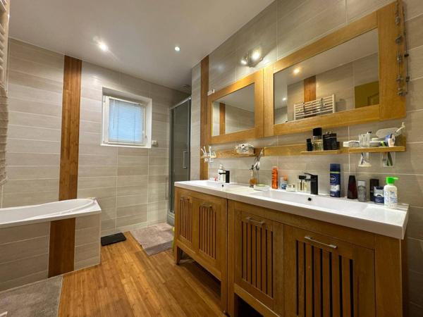 MAISON 4 CHAMBRES DE PLAIN PIED