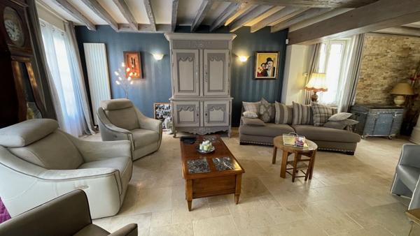 Maison 8 pièces 189.67 m2