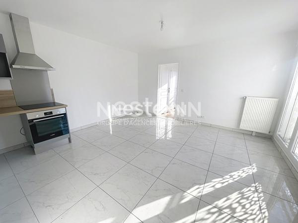 EXCLUSIVITE : APPARTEMENT DE 3 PIECES EN DUPLEX NEUF A CHILLY-MAZARIN PROCHE T12, BUS 297 , COMMERCES ET ECOLES