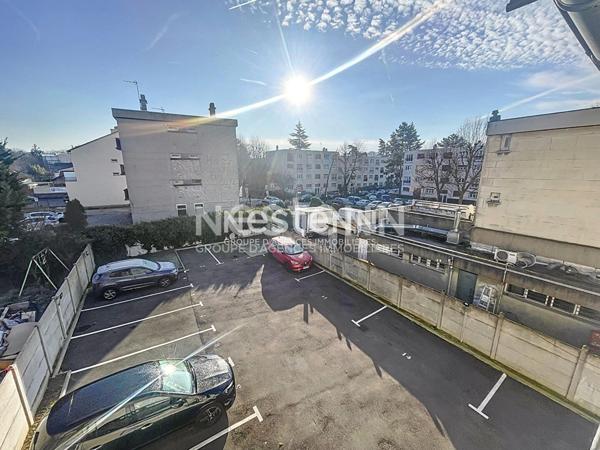 EXCLUSIVITE : APPARTEMENT DE 3 PIECES EN DUPLEX NEUF A CHILLY-MAZARIN PROCHE T12, BUS 297 , COMMERCES ET ECOLES