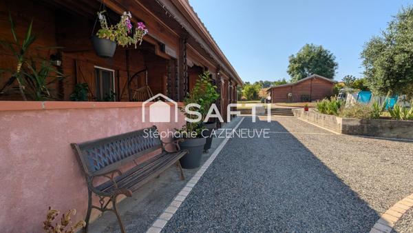 Maison en madriers de bois, charme et fonctionnalité