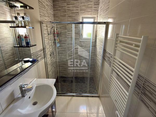 Maison récente tres bon etat 5 chambres ERA CAEN UNIVERSITE