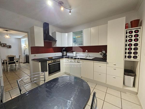 Maison  4 pièce(s) 100m2