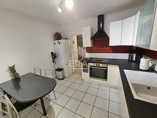 Maison  4 pièce(s) 100m2