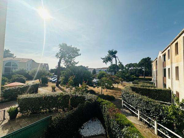 Appartement  2 pièce(s) 31.17 m2  100m Plage