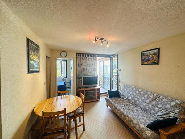 Appartement  2 pièce(s) 31.17 m2  100m Plage