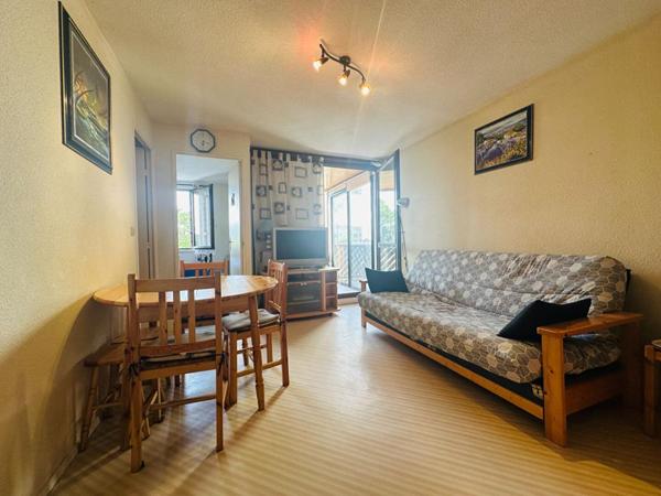 Appartement  2 pièce(s) 31.17 m2  100m Plage
