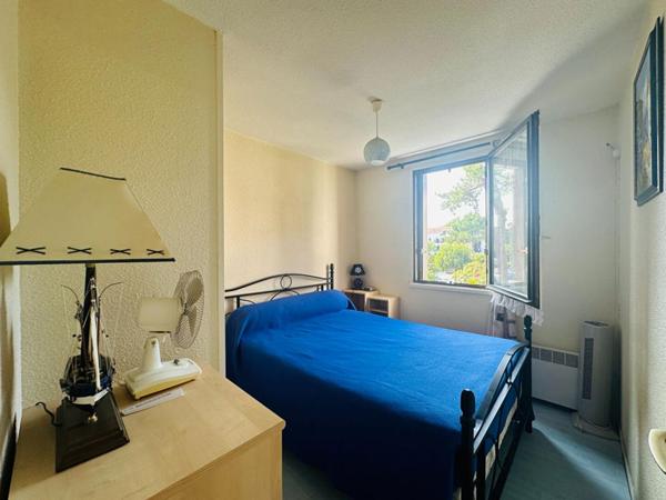 Appartement  2 pièce(s) 31.17 m2  100m Plage