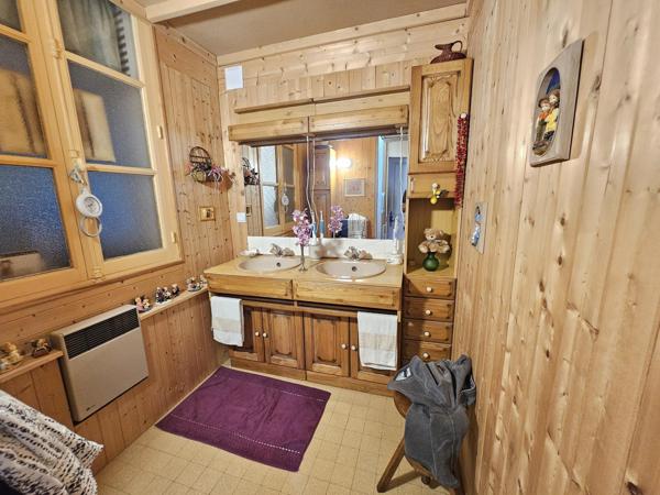 Maison 5 pièces - 234 m²