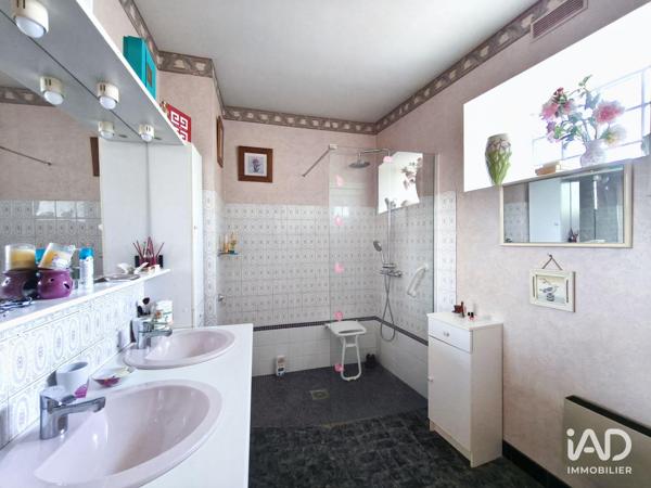Maison à vendre 5 pièces 122 m² Verneuil-sur-Vienne
