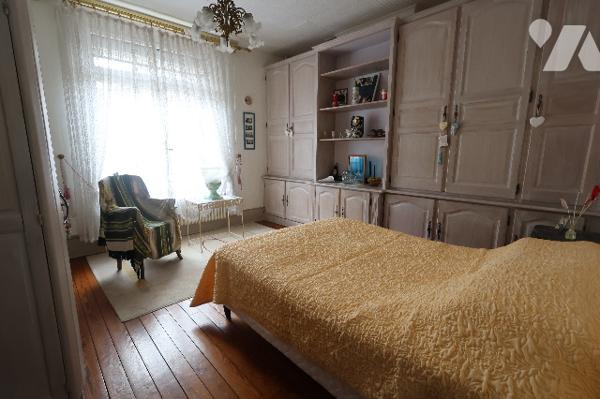 Exclusivité !
Charmante maison individuelle 3 chambres, véranda, garage et terrain.