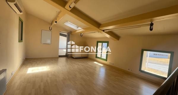 À vendre Local commercial 250 m² - Niort 79000