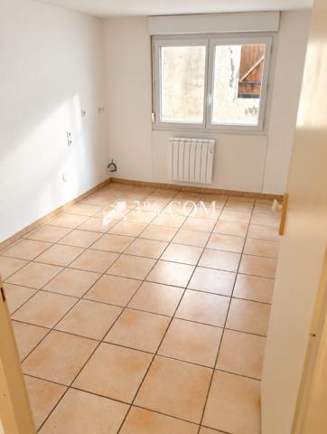 Maison de village 4 pièce(s) 3 chambre(s) 90 m²