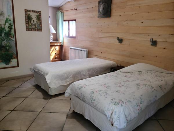 Bien rare sans voisins au calme, bel environnement