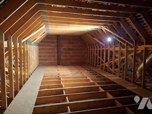 Bon emplacement pour cette maison en parfait état de 118 m2