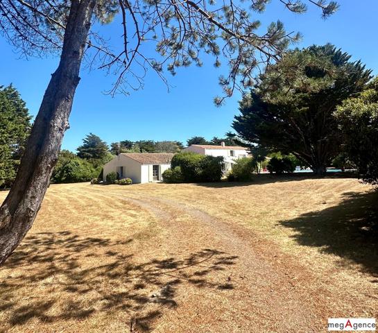 Maison à L' ILE-D'YEU, 85350 - 12 pièces 312m²