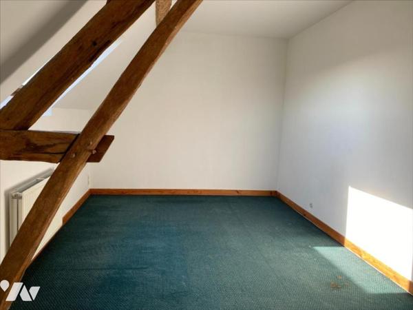 CORPS DE FERME avec  terrain d'environ 4ha8a