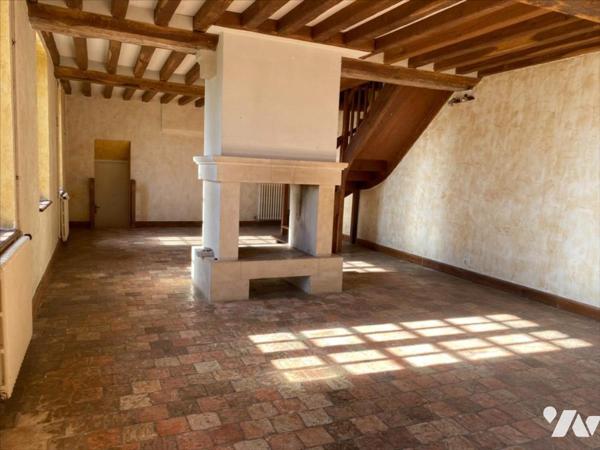 CORPS DE FERME avec  terrain d'environ 4ha8a