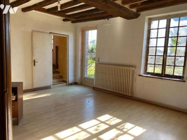 CORPS DE FERME avec  terrain d'environ 4ha8a