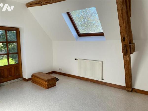 CORPS DE FERME avec  terrain d'environ 4ha8a