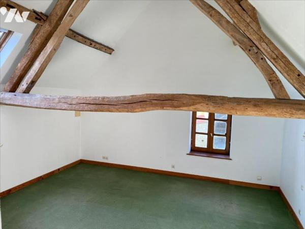 CORPS DE FERME avec  terrain d'environ 4ha8a