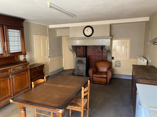 Maison à renover , proche neufchateau