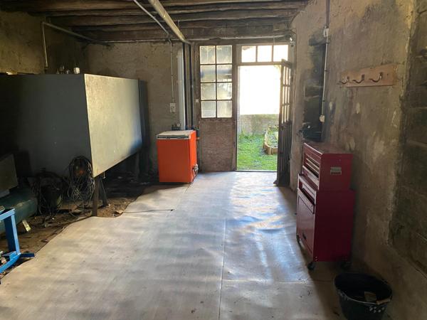 Maison à renover , proche neufchateau