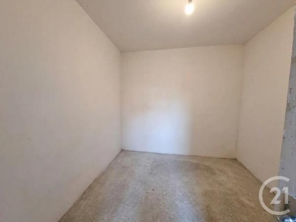 Maison à vendre  3 pièces - 60,97 m 2   VARZY  - 58