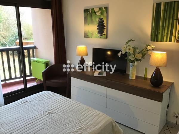 Appartement
         1 pièce
        - 24 m² 71 000 € *