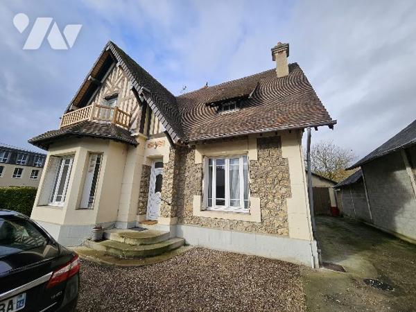 PONT-L'EVEQUE - Maison 5 pièces de 125 m²