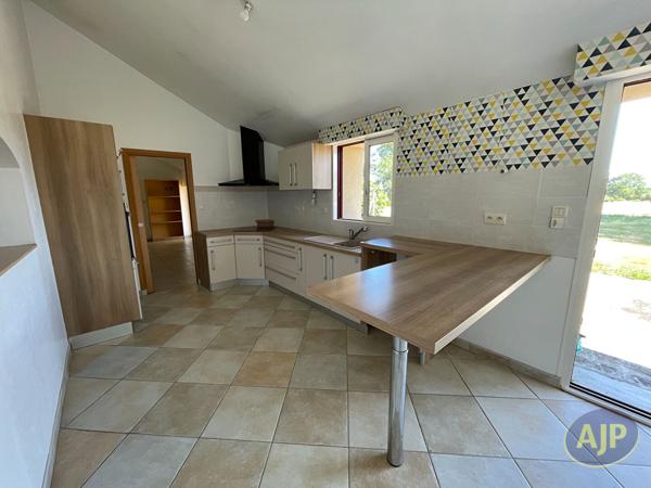 Location maison Fay De Bretagne : 1 250 € - AJP Immobilier Blain