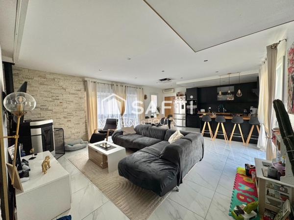 PAVILLON DE PLAIN PIED 4 CHAMBRES DONT UNE SUITE PARENTALE + DOUBLE GARAGE A SAINT MAXIRE !