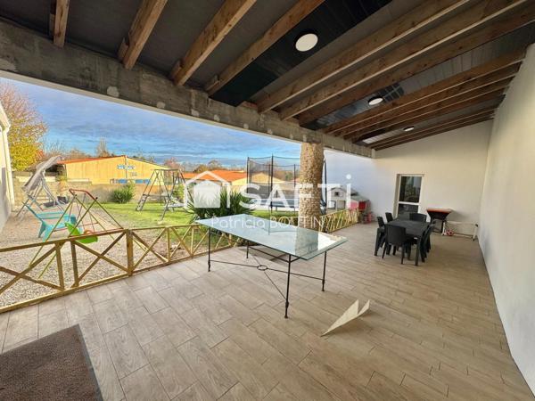 PAVILLON DE PLAIN PIED 4 CHAMBRES DONT UNE SUITE PARENTALE + DOUBLE GARAGE A SAINT MAXIRE !