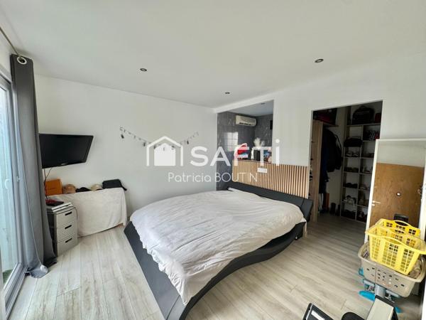 PAVILLON DE PLAIN PIED 4 CHAMBRES DONT UNE SUITE PARENTALE + DOUBLE GARAGE A SAINT MAXIRE !