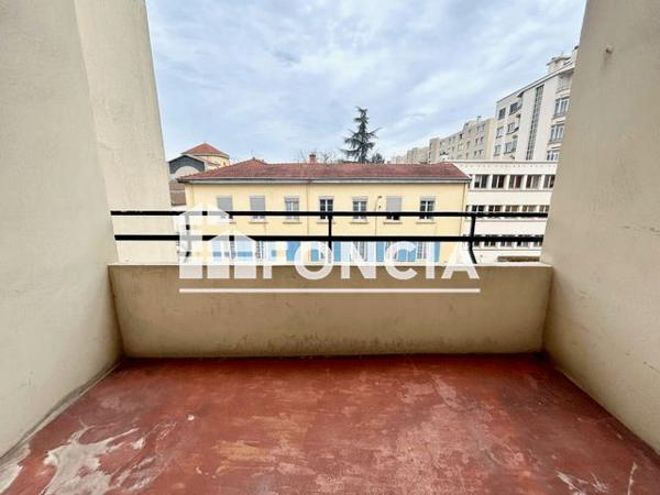 Location Appartement 3 pièces 73.72 m² - 16 RUE SAINT MAURICE Lyon 69008