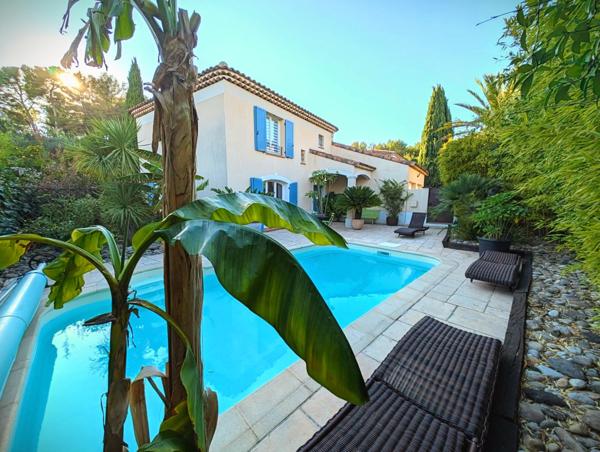 La valentine (13011) Maison 123m², 4 chambres, avec jardin et piscine, dans résidence fermée et sécurisée
