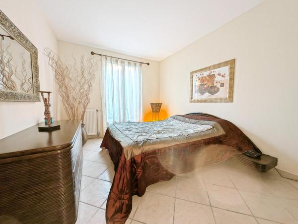 La valentine (13011) Maison 123m², 4 chambres, avec jardin et piscine, dans résidence fermée et sécurisée