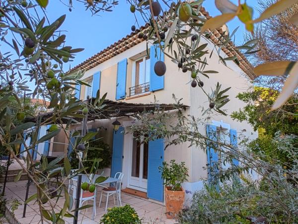 La valentine (13011) Maison 123m², 4 chambres, avec jardin et piscine, dans résidence fermée et sécurisée