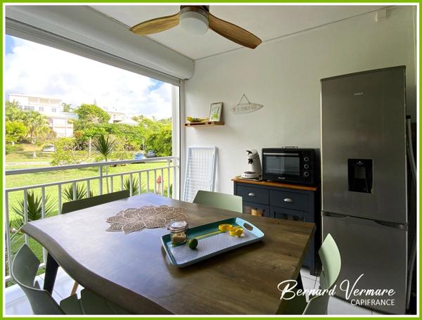 Appartement-studio de 30 m² - Piscine et accès plage.