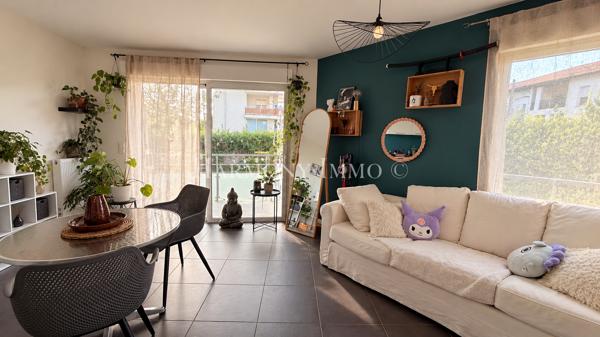 T2 de 43 m² avec terrasse et parking – résidence récente