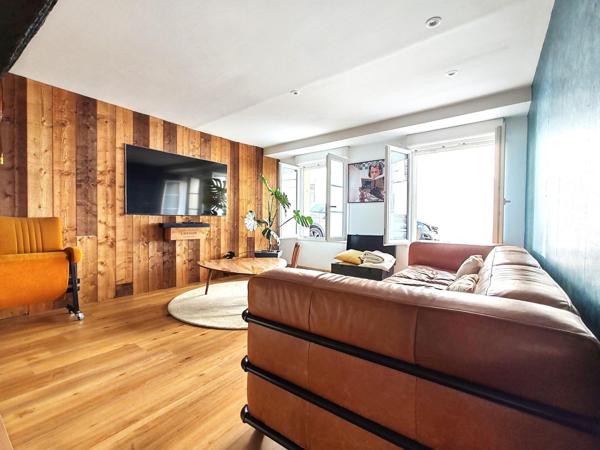 Charmante maison de ville /  5 chambres / grande pièce de vie