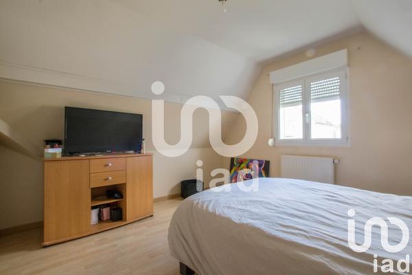 Maison traditionnelle 5 pièces de 96 m² à Ozoir-la-Ferrière (77330)