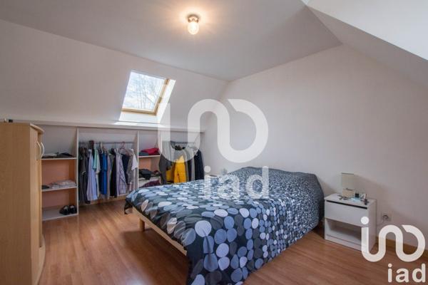 Maison traditionnelle 5 pièces de 96 m² à Ozoir-la-Ferrière (77330)