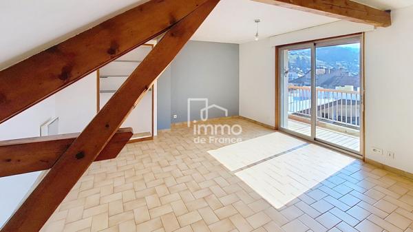 APPARTEMENT BELLEGARDE SUR VALSERINE - 3 pièce(s) - 63.63 m2